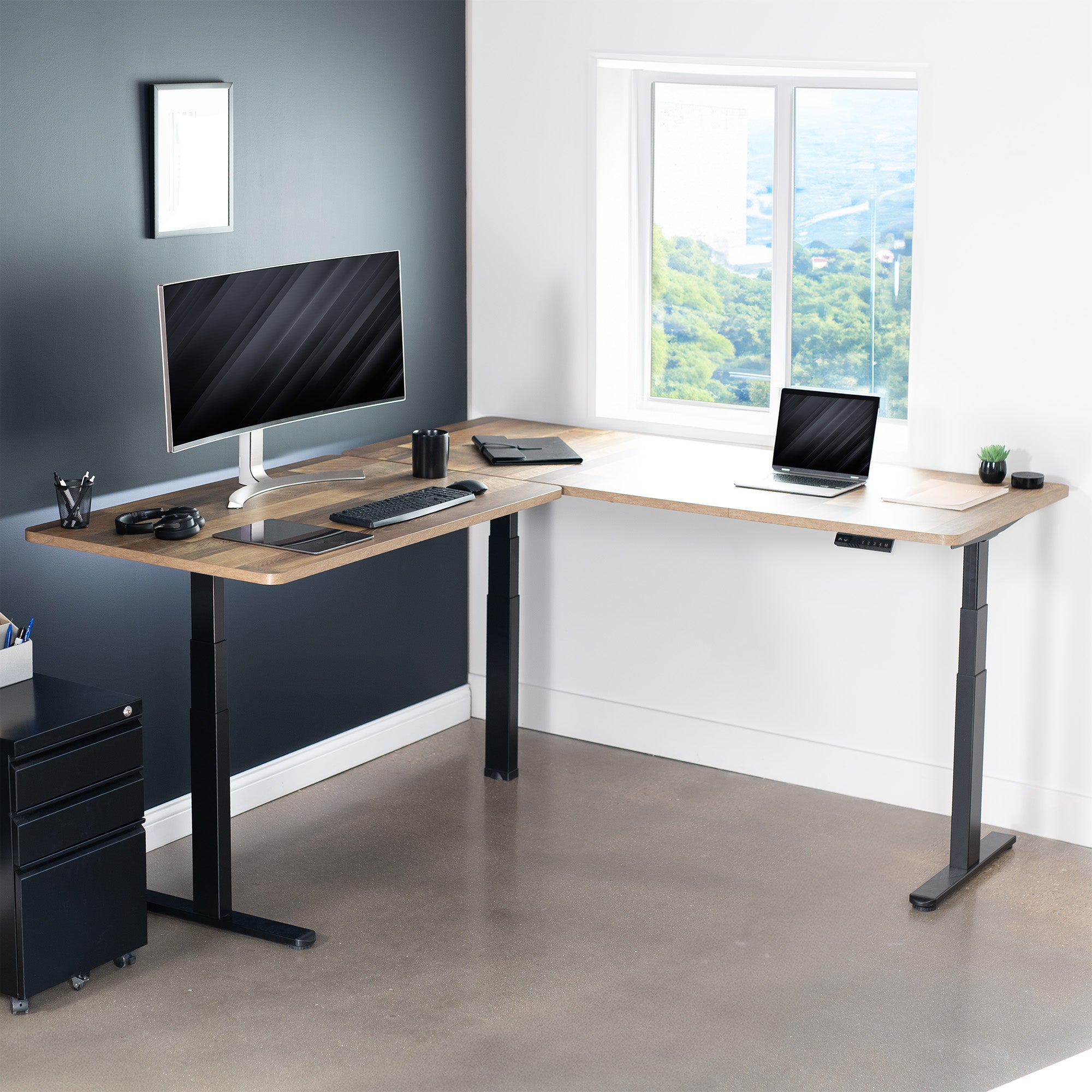 Sit or stand, 3-stage column, heavy-duty, L-shaped corner desk from VIVO.