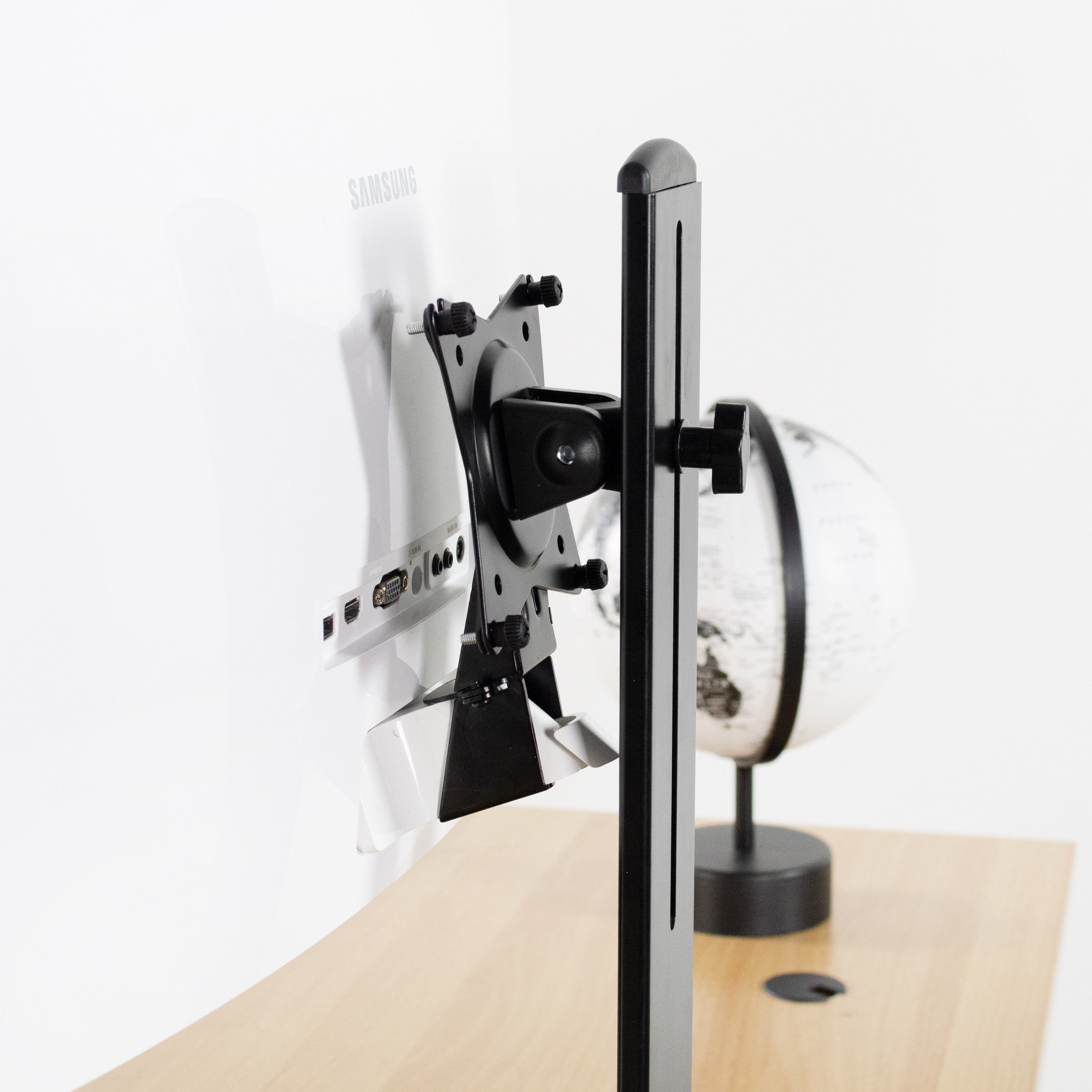 Black VESA adapter for Samsung Series CF591 monitor mounting capabilities.