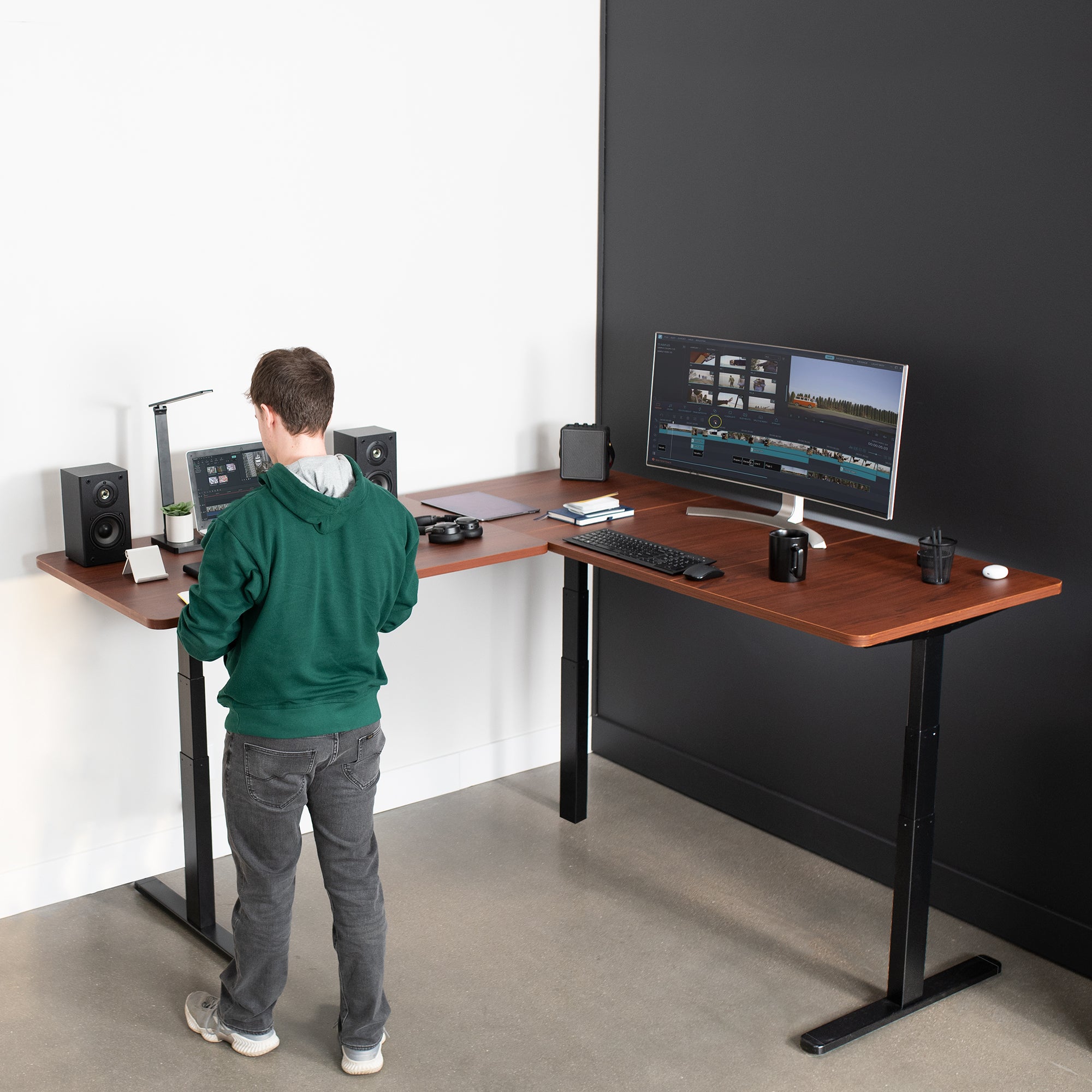 Sit or stand, 3-stage column, heavy-duty, L-shaped corner desk from VIVO. 