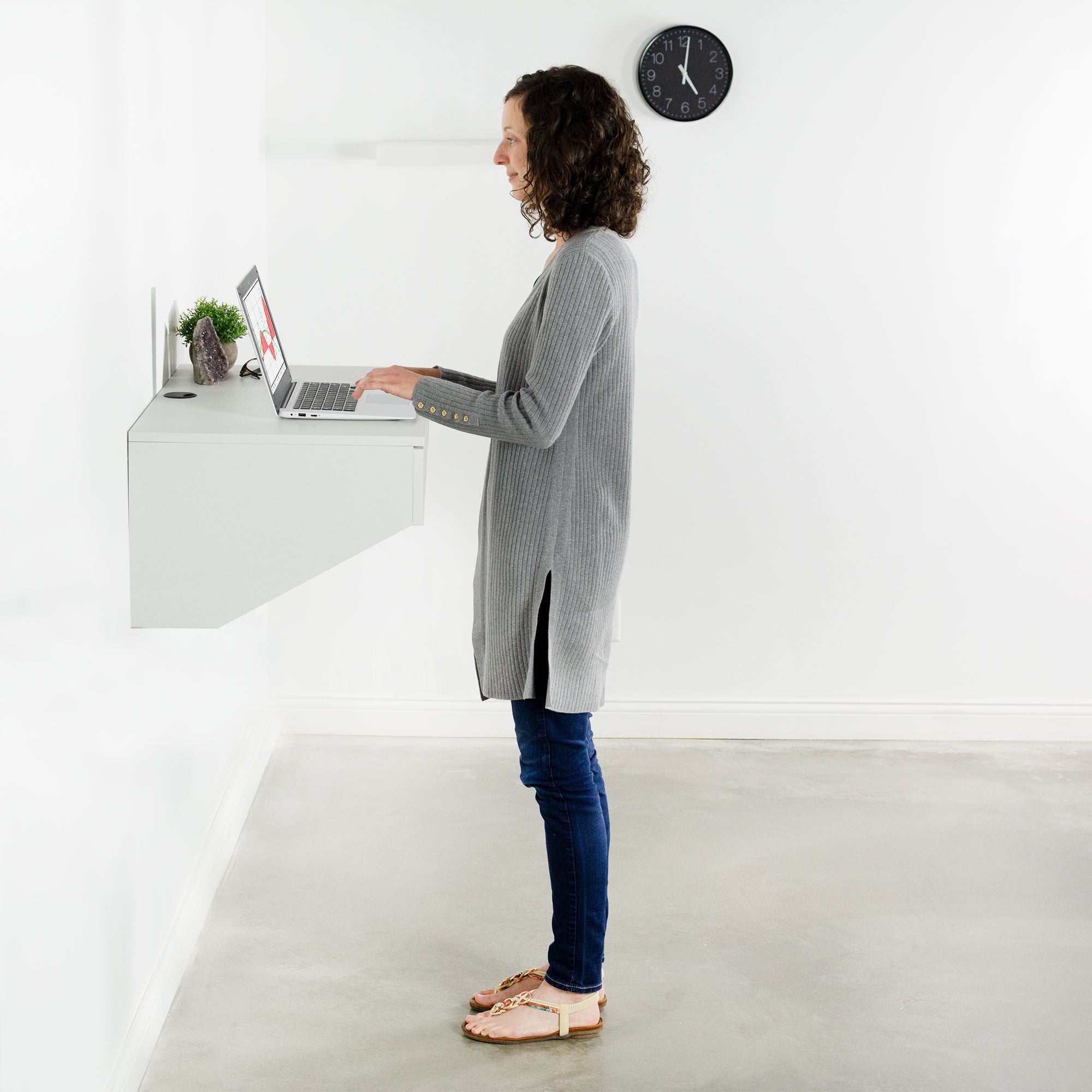 Sturdy wall mount desk with drawer.